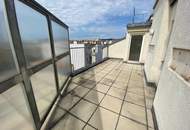 Bis März 2027 befristet vermietet – charmante 3-Zimmer-Dachgeschosswohnung mit Balkon & Dachterrasse