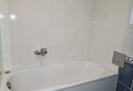 NASCHMARKT-NÄHE, 62 m2 Dachgeschoß, 2 Zimmer, Küche, Wannenbad, Parketten, U4-Nähe, Kettenbrückengasse