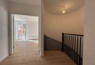 TRAUMIMMOBILIE MIT HAUSCHARAKTER! 5-Zimmer GARTENWOHNUNG mit TERRASSE + Tiefgaragenplatz! ERSTBEZUG NACH SANIERUNG!