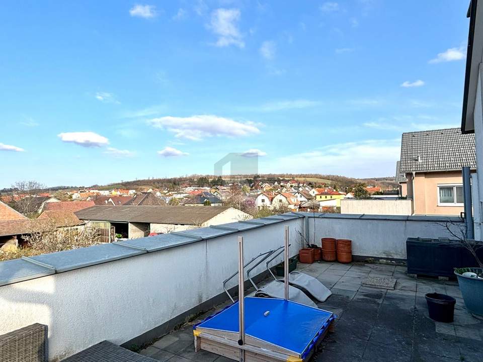 GROßE DACHTERRASSE BARRIEREFREI UND FAMILIENFREUNDLICH