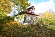 Charmantes Einfamilienhäuschen auf großem Grund in hervorragender Lage!