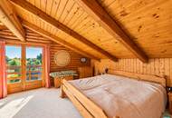 Grünes Paradies am Schafberg | Sonniges Grundstück mit Holzhaus und herrlichem Ausblick