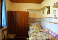 Lieblicher Bungalow mit Werkstatt, Selch & großem Grundstück – perfekt für Selbstversorger