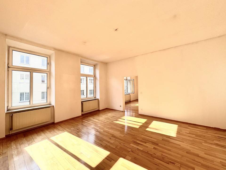 Heller 3,5-Zimmer-Altbau im 3. Stock! Nächst Neubaugasse!