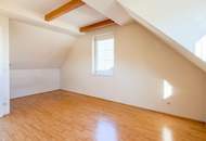 Ruhige 2-Zimmer-Maisonette mit Garten, Parkplatz &amp; Terrasse