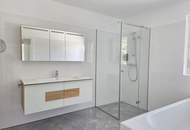 Helle Mietwohnung im 1.OG in absoluter Ruhelage mit Freisicht samt Ostbalkon, Loggia, Carport mit Abstellraum und ein Parkplatz.