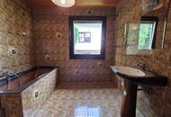 Gemütlicher AUSSICHTS-BUNGALOW mit Keller auf 1.141 m² Hanggrund in Dietach