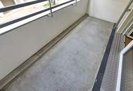 Neubauwohnung mit großer Loggia / Deckenkühlung / 1.OG // Ab JULI!!