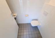 Maisonette-Wohnung mit großer Dachterrasse und 2 WCs - U1 Nähe - AB MAI!!!