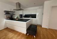 Traumhaftes Wohngefühl - top ausgestattetes Haus mit gemütlicher Terrasse, Garten und 2 Autoabstellplätzen!