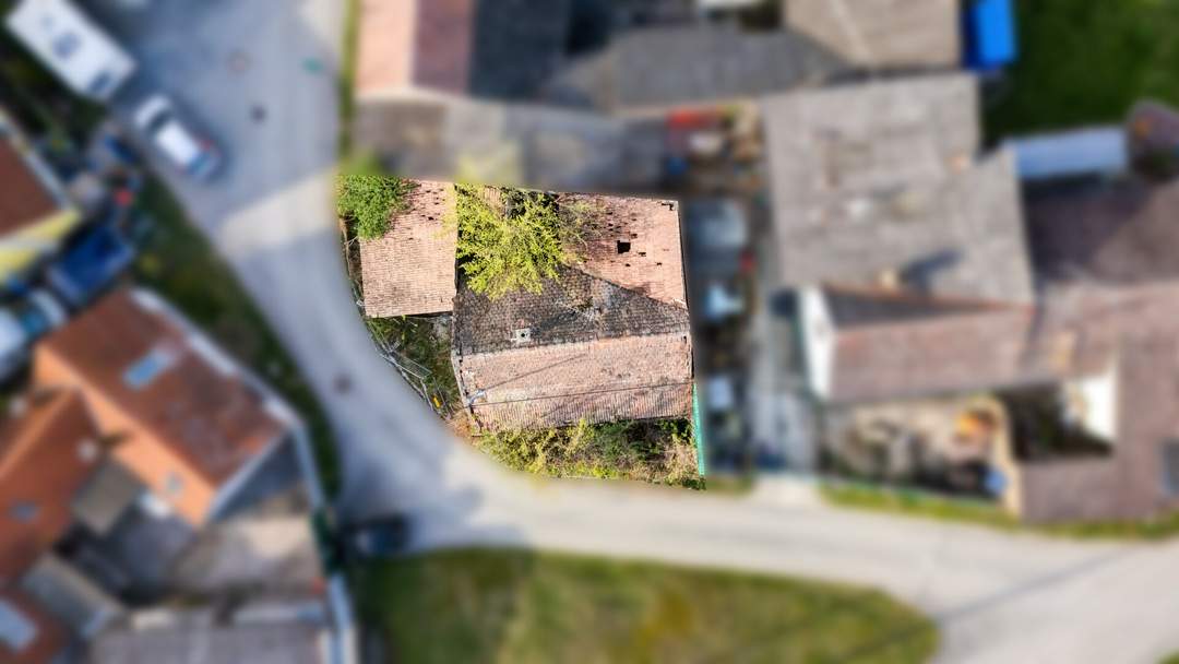 Schnuckeliges Grundstück mit Sanierungsprojekt oder Abrisshaus!