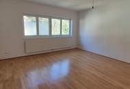 2 ZIMMER MIETWOHNUNG DIREKT IM ZENTRUM