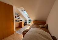 Stilvolles Eckreihenhaus mit Platz für eine große Familie! 6 Zimmer, 3 Bäder, 2 Terrassen und ein schöner Garten in guter Lage in Weiz