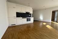 Schnuggelige Single-Wohnung mit Balkon und schöner Aussicht direkt zum Schlossberg - 8020 Graz