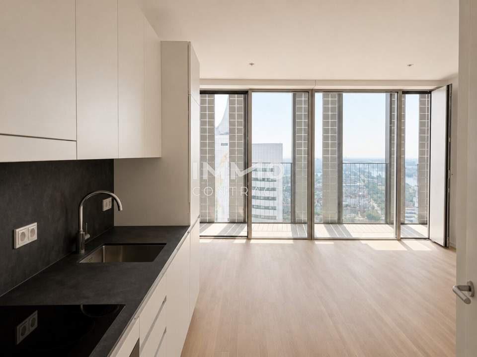 32. Etage: Sunrise over Vienna – Urbanes Studio im DC2 Tower
