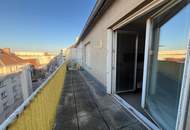 SONNIGES DACHGESCHOSS MIT GROSSER TERRASSE