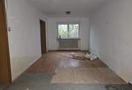 Dreikanthof mit vier Grundstücken in einer Sackgasse (ruhige Lage)