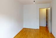 Idyllisches Wohnglück: Charmante 3-Zimmer-Wohnung mit Balkon in ruhiger Hoflage