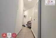 Topsanierte Altbauwohnung in Ruhelage aber Zentral