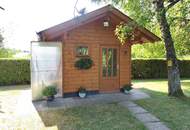 Außergewöhnliche Immobilie mit parkähnlichem Garten, ehemaliger Praxis und viel Raum zum Leben – 2152m² Grund!