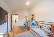 traumhafte Doppelhaushälfte mit Grünblick - PV, Wärmepumpe und Klimaanlage - Videobesichtigung online!