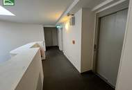 SANIERTE &amp; MÖBLIERTE DACHGESCHOSSWOHNUNG INKL. KÜCHE! SOFORT BEZIEH- ODER VERMIETBAR! FÜR ANLEGER UND EIGENNUTZER!
