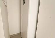 ERSTBEZUG, AUGARTEN-NÄHE, klimatisiertes 44 m2 Dachgeschoss, 2 Zimmer, Komplettküche, Duschbad, Parketten, Brigittenauer Lände