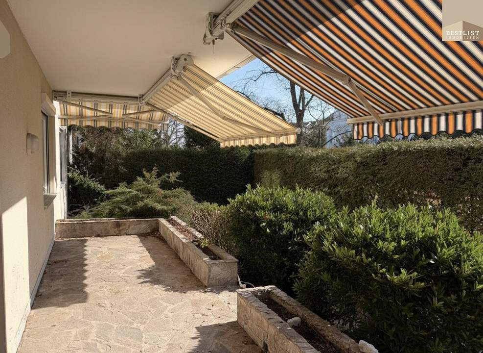 4-Zimmer-Terrassenwohnung mit ca.100m² Garten und TG Stellplatz