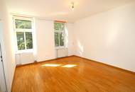 GRÄTZLGLÜCK - Charmante Altbauwohnung mit grünem Innenhof