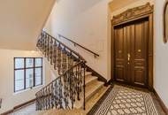 Historischer Flair in exklusiver Lage: 2-Zimmer-Altbau mit Potenzial