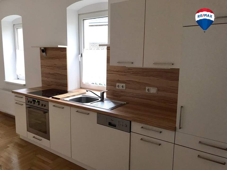 Single-Altbauwohnung im Stadtkern mit Blick in den Hofgarten