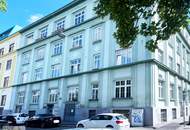 Charaktervoller Altbau im Herzen der Stadt – zeitloses Ambiente verbindet sich mit urbaner Lebensqualität.