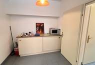NEUR PREIS! 188m² Fläche (74m² Büro & 114m² Lager) mit eigener Einfahrt im Hinterhof. In bester Lage zwischen Wien & Bruck/Leitha.