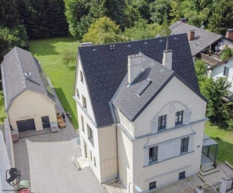 Zinshaus mit ca. 4 % Rendite &amp; teilbarem Baugrund (3.001 m²) in St. Pölten