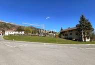 Wohnhaus und vier Bauparzellen