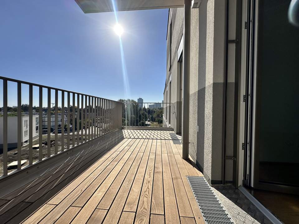 ERSTBEZUG: Traumhafte 2-Zimmer-Wohnung mit KÜCHE und BALKON im 3. OG, nur 5min. bis Obere Alte Donau