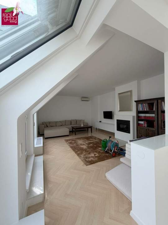 Skyline Living im Herzen Wiens – Exklusives Penthouse mit privatem Lift & spektakulären Dachterrassen !!