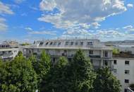 Dachgeschoss-Traum im 23. Bezirk: Maisonette mit Terrasse, Balkon & Garage