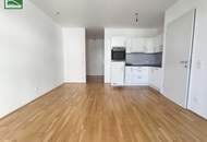 Wundervolle 2-Zimmer-Wohnung! Moderne Ausstattung und private Außenfläche - hofseitig!