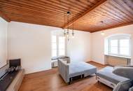 Zwei besondere Wohnungen in historischem Gebäude - 178 m² und 49 m² im Zentrum von Scharnstein mit schönem Ausblick und Garage!