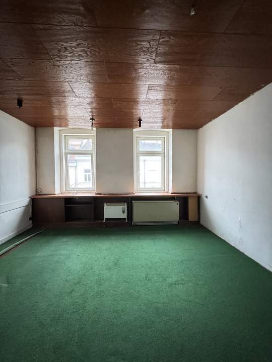 ***Charmanter 1-Zimmer-Altbau in Toplage***