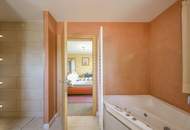 Luxuriöses Anwesen mit Indoorpool in Toplage