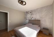 Hochwertig möblierte Luxuswohnung in Bestlage! 3 Zimmer | Überdachter Balkon | Tiefgaragenplatz inklusive| Blick ins Grün | Zwichen Bahnhof und Innenstadt gelegen