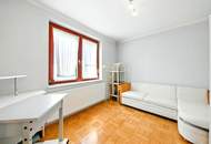 GROßZÜGIGE LIEGENSCHAFT IN KAMMERSDORF - HOME OFFICE UND WOHNEN UNTER EINEM DACH!