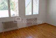 Großzügige Wohnung mit Loggia