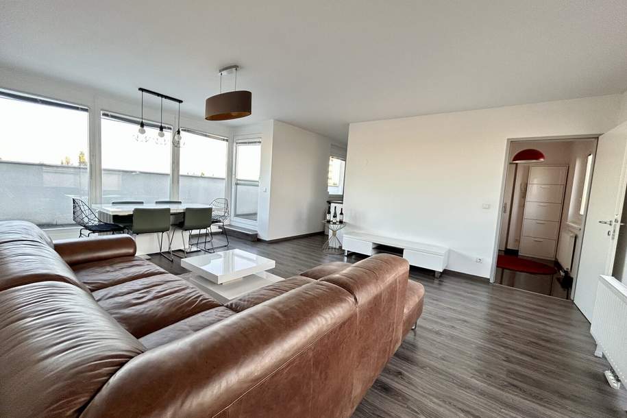 Einzigartige Dachgeschosswohnung mit Traum-Ausblick auf den Kahlenberg!, Wohnung-miete, 1.750,00,€, 1110 Wien 11., Simmering
