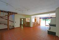 Grünruhelage am Waldrand! Familienidyll mit großem Garten, Schwimmbecken und Sauna