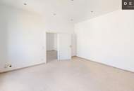 | 2 ZIMMER | LICHTDURCHFLUTET | VIEL POTENTIAL |