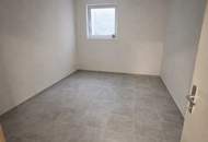 Exklusiver Bungalow mit Einleger Wohnung, Pool & Vollkeller