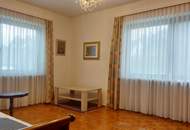 Charmanter Bungalow mit großem, sonnigen Grundstück